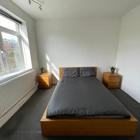 Spacious Double Room In Heart Of Foresthill